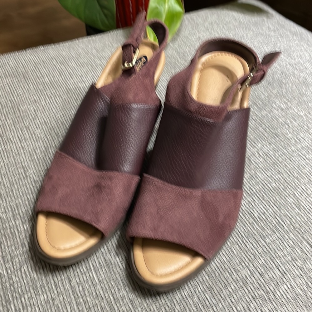 Dr Scholl’s Wedge Sandals Used Wine Size 10M - Picture 2 of 5